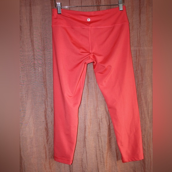 90 Degree by Reflex Crop Leggings 🌵 - Picture 3 of 10